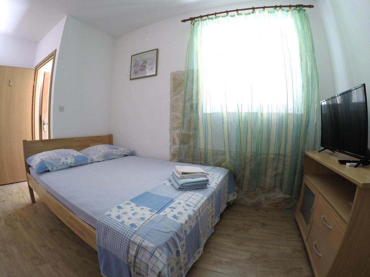 Peach Apartment'S Repic Bibinje Bagian luar foto