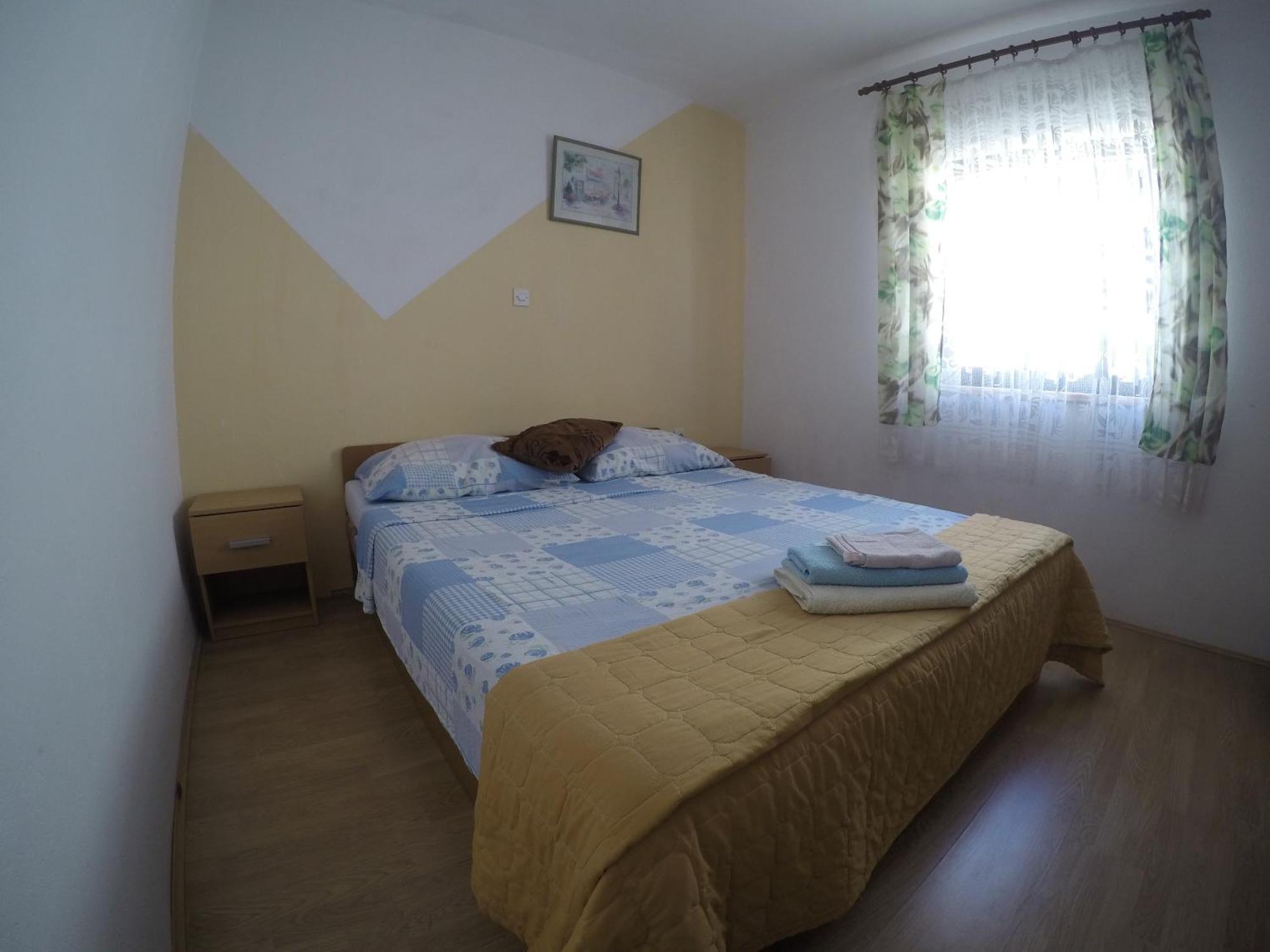 Peach Apartment'S Repic Bibinje Bagian luar foto