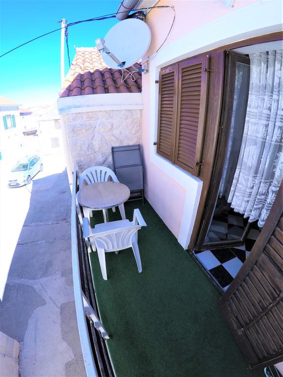 Peach Apartment'S Repic Bibinje Bagian luar foto