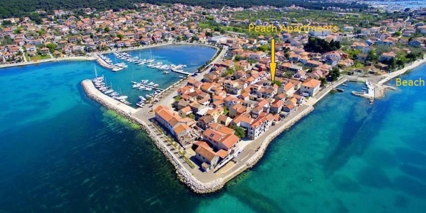 Peach Apartment'S Repic Bibinje Bagian luar foto